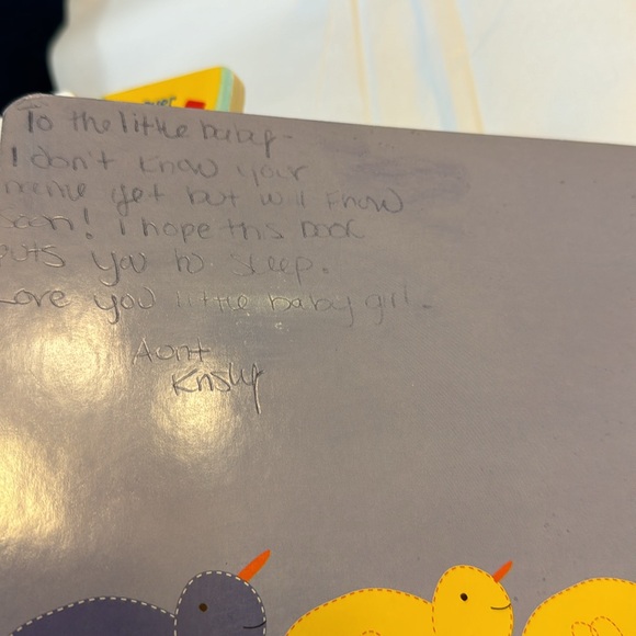 COPY - ⛱️2/$5⛱️Welcome Little One , board book , inside cover script, overa… - Picture 4 of 15